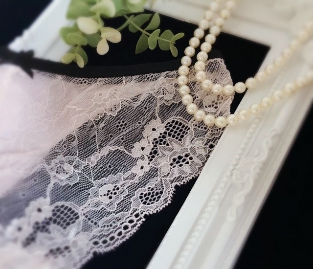 忘れられない人のことを、誰にも言えないまま抱えている